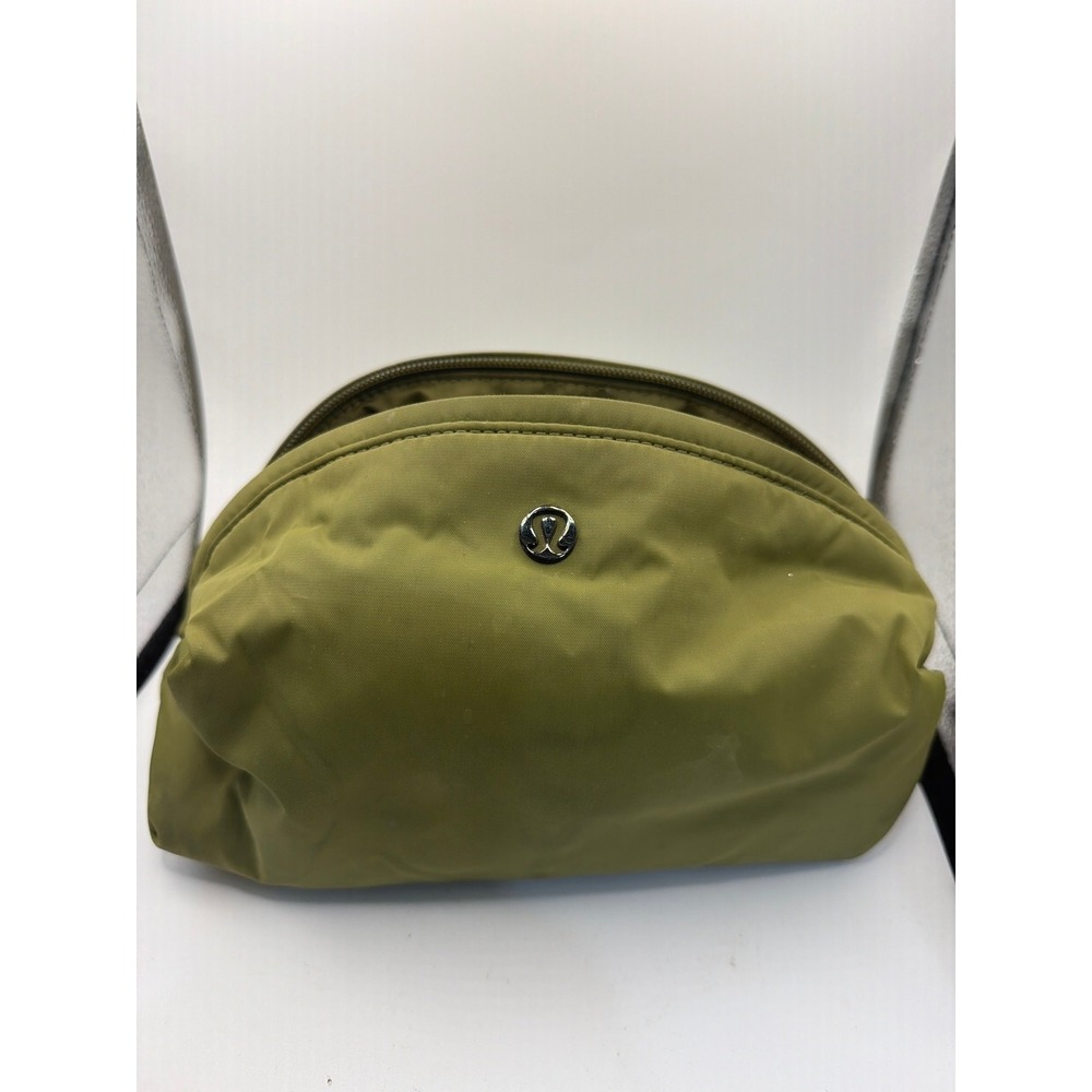 Lululemon Feeling Ready Pencil Pouch Makeup Bag Green Organize Small Essentials